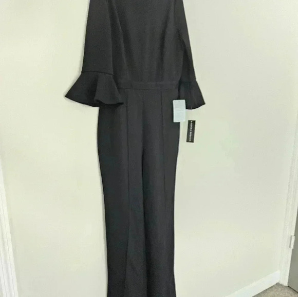 Donna Morgan  Bell Sleeved Jumpsuit Size 4 NWT Black - Picture 6 of 12